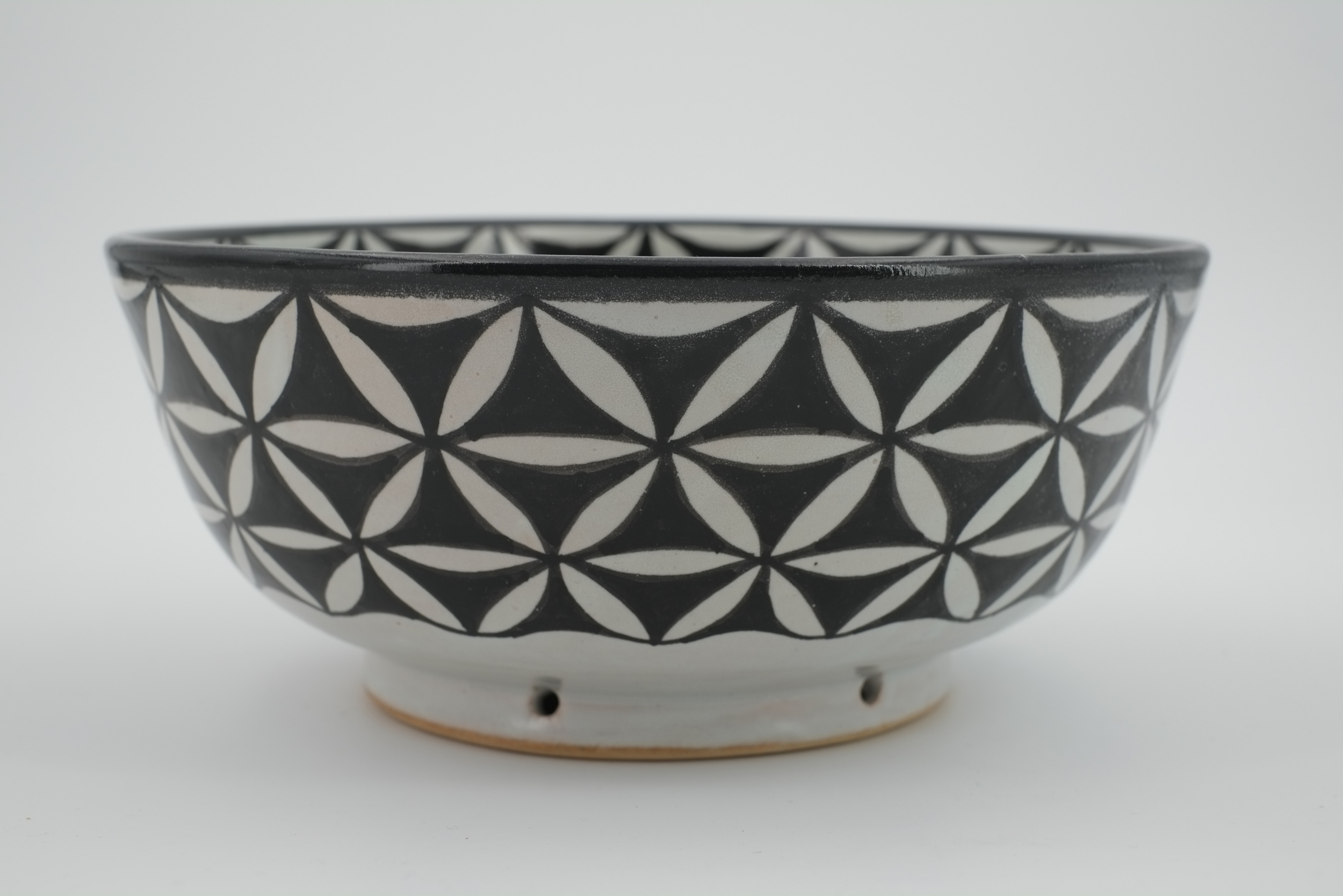 Saladier noir & blanc géométrique en céramique de Fès - Maroc