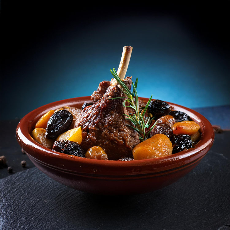 tajine dagneau aux pruneau avec poivre cubèbe