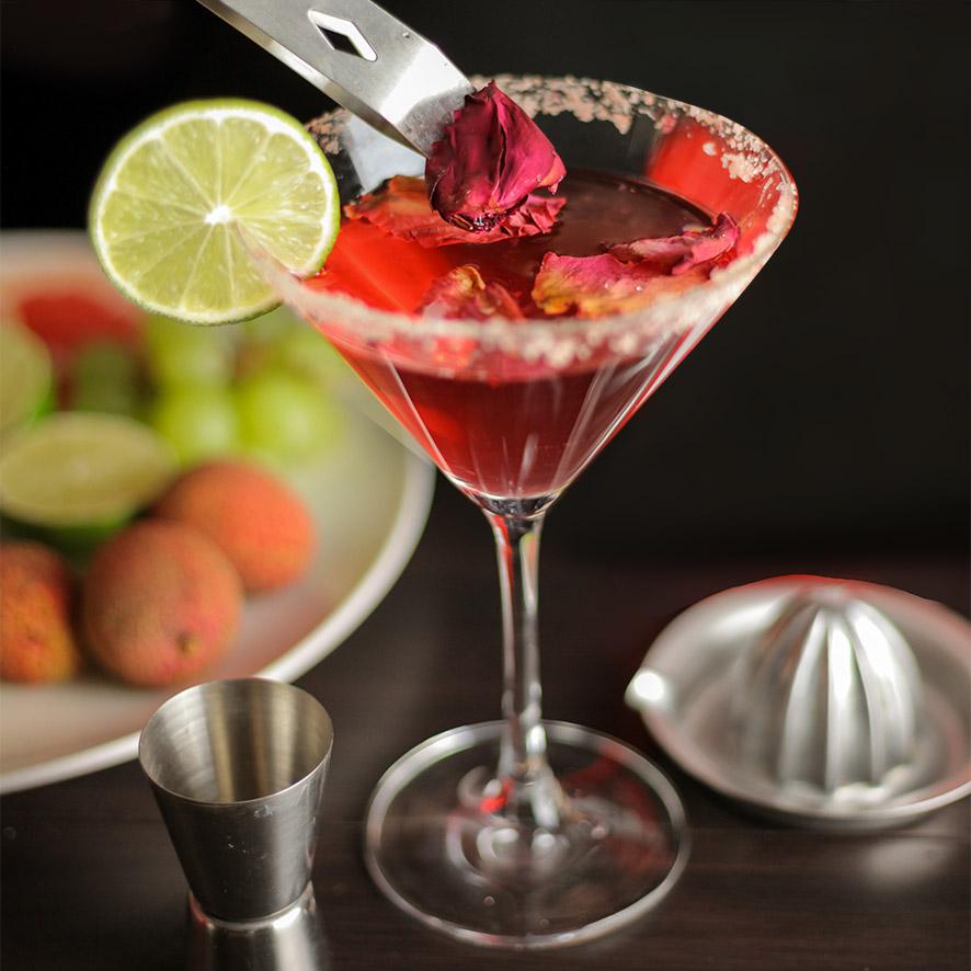 Cocktail floral aux fleurs d’hibiscus