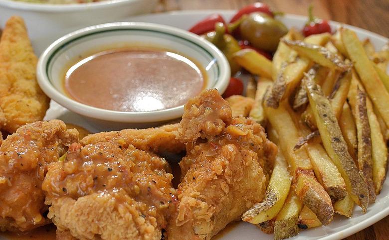 Poulet croustillant et sauce salsa fuego faite maison.