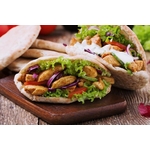 Gyros grec maison au poulet et tzatziki