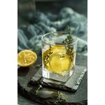 Rhum arrangé aux plantes aromatiques méditerranéennes