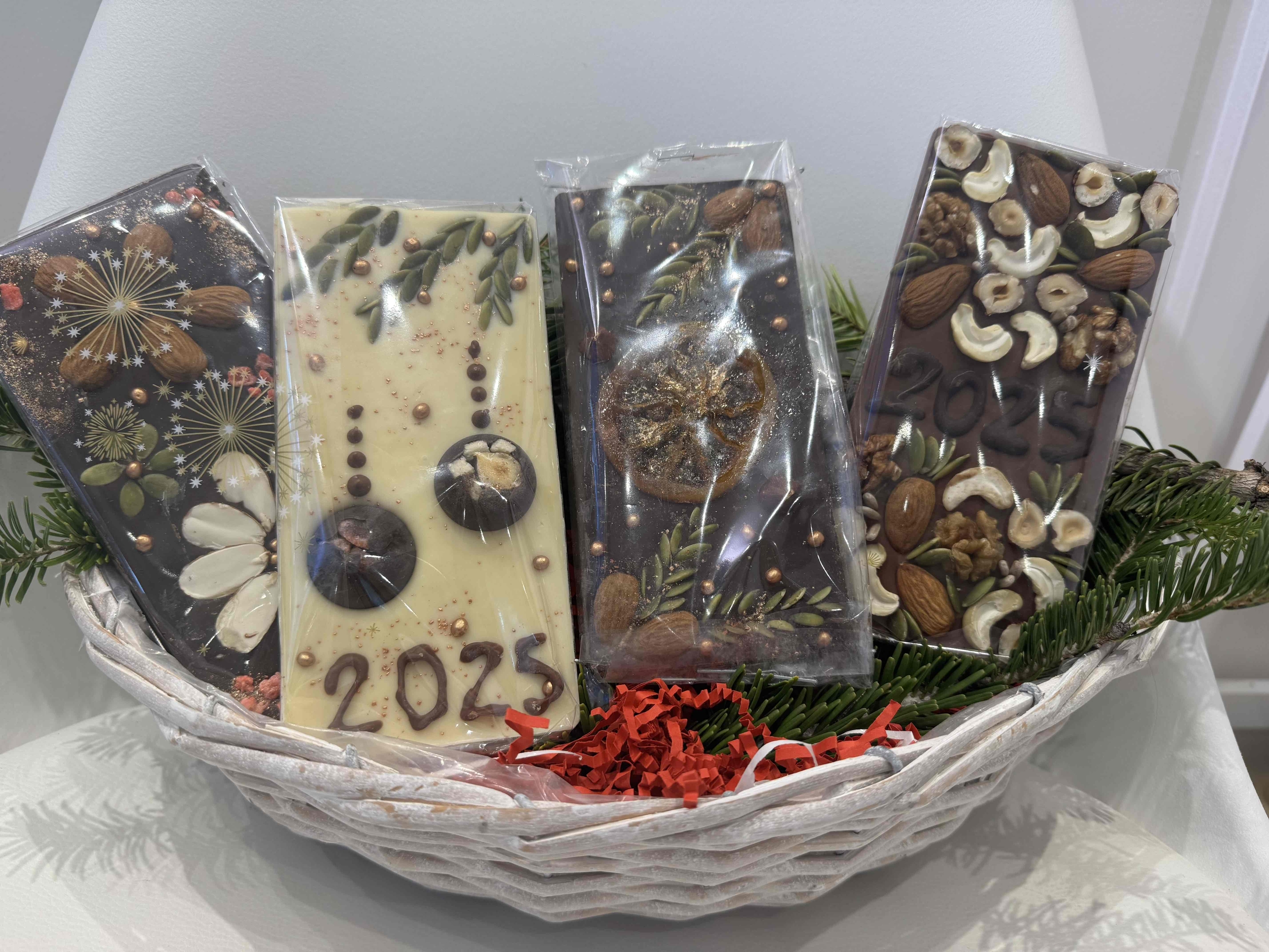Tablette gourmande signature chocolat noir, lait ou blanc