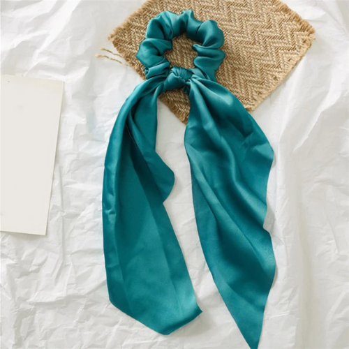 chouchou foulard accessoire cheveux original cadeau femme en ligne la selection parisienne foulchie bleu vert cyan