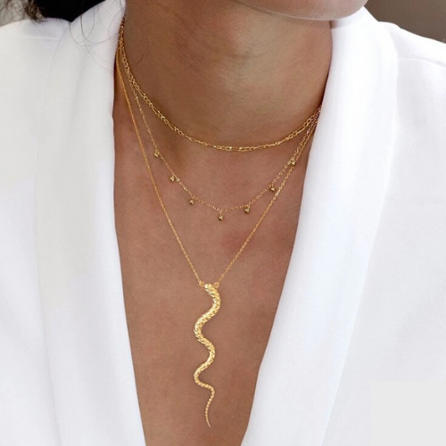 collier pendentif serpent en argent plaqué or bijou original en ligne