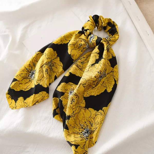 foulard foulchie scrunchie jaune noir fleuri