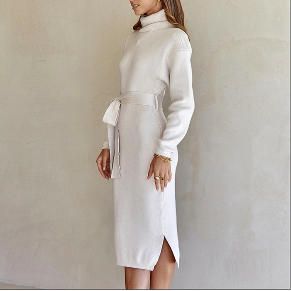 robe en laine longue col roulé blanche automne hiver 2022