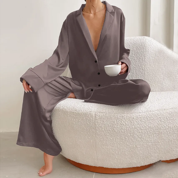 pyjama taupe en satin femme