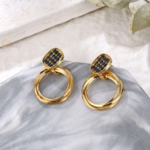 boucles doreilles rondes pendantes fantaisies dorées et noires pour femme en ligne pas chères la selection parisienne 3