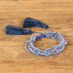 bracelet pompon bijou fantaisie tendance cadeau femme bleu
