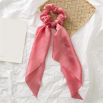 chouchou foulard accessoire cheveux original cadeau femme en ligne la selection parisienne foulchie rose bonbon