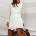 robe blanche courte dentelle broderie florale mode femme été occasion mariage boho chic