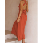 robe longue chic rouge dos nu croisé la selection parisienne