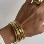 bijou tendance femme 2022 2023 bracelet jonc manchette doré