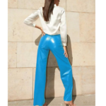 pantalon en cuir bleu  femme évasé taille haute