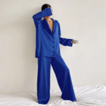 pyjama bleu en satin femme