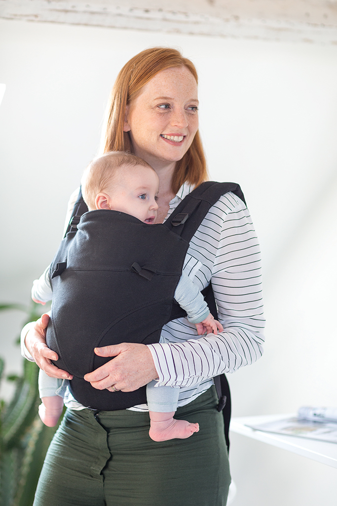 Porte-bébé ergonomique évolutif matière écharpe de portage tricot