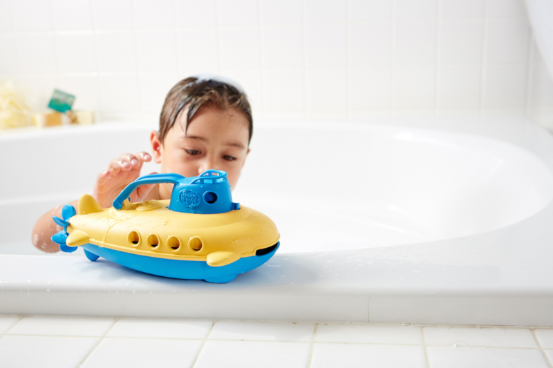 sous-marin-green-toys-poignee-bleu-jouet-pour-le-bain