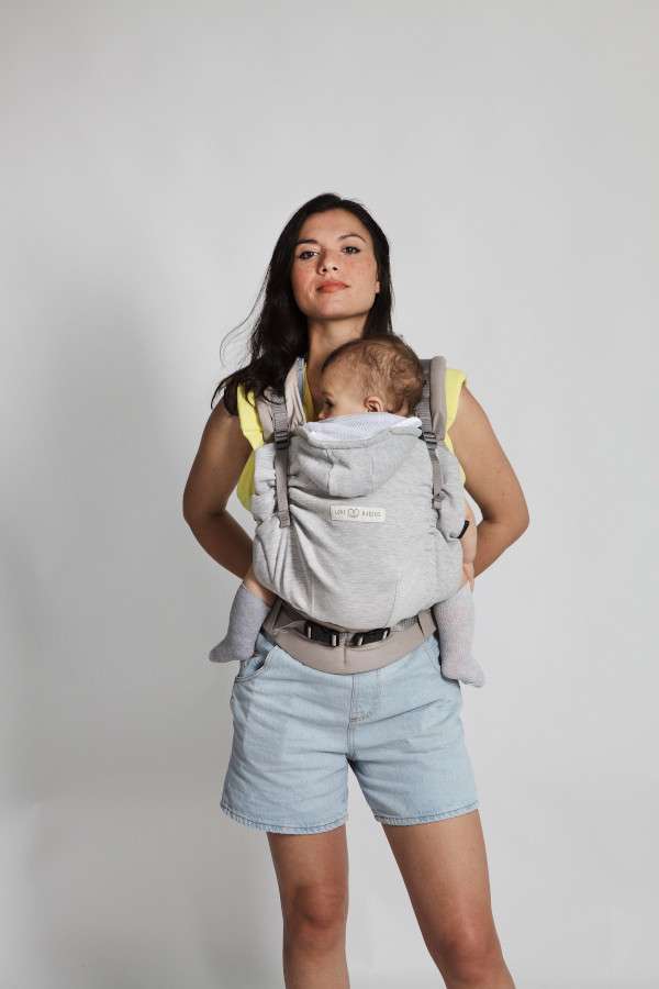 hoodiecarrier-2-gris-athletique-de-love-radius-6
