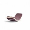 wobbel-deck-starter-couleur-prune-installe-sur-une-planche-d-equilibre