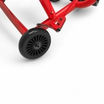 Détail du frein et des roues du Ezyroller Classic rouge