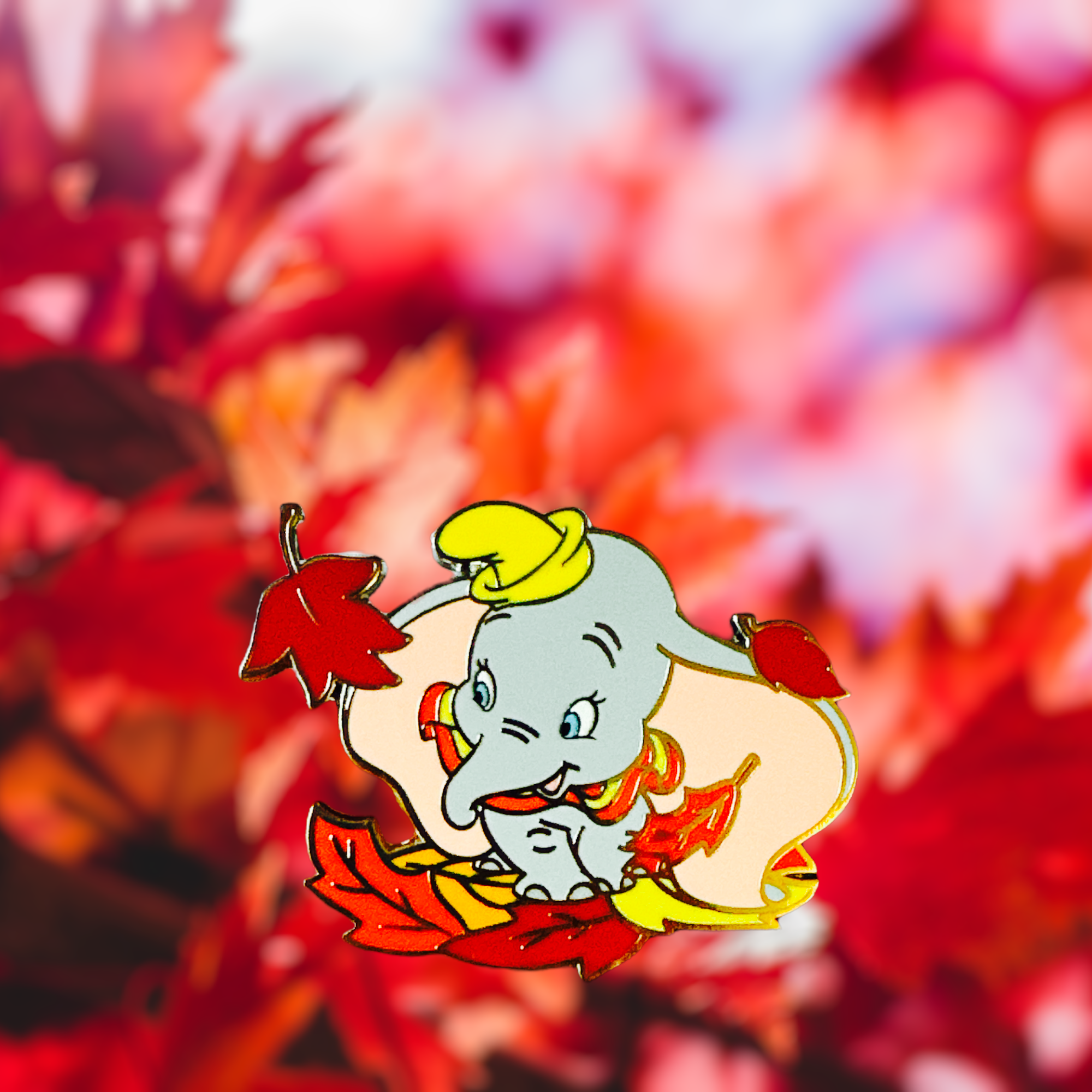 Disney - Dumbo : Pin\'s feuille OE