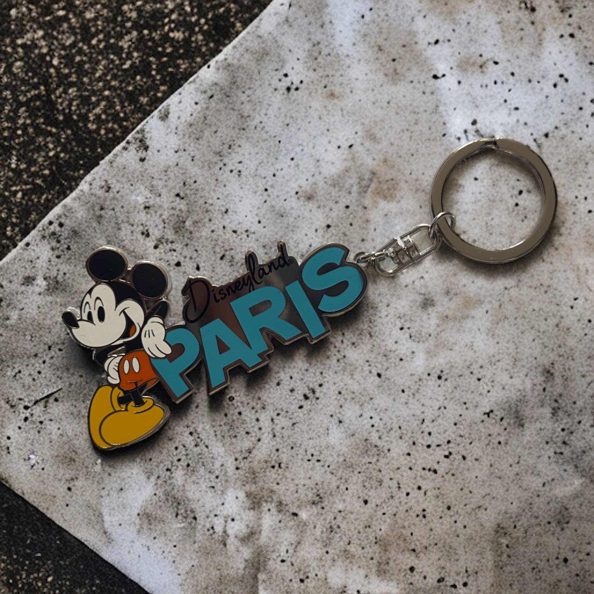 Disney - Mickey Mouse : Porte-clé en métal