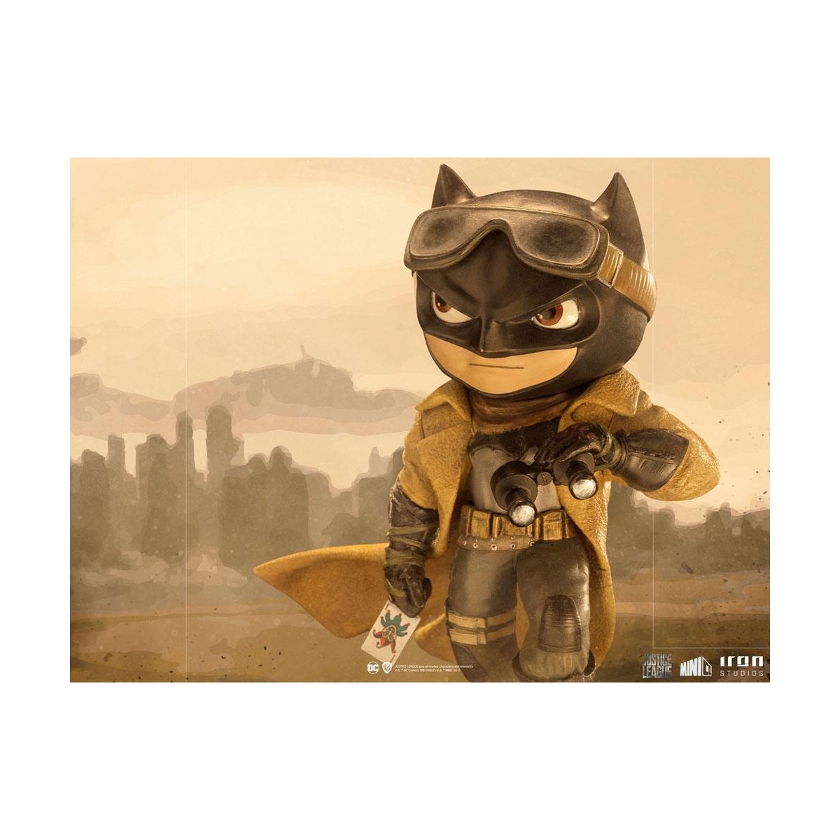 DC Comics - Mini Co : Figurine Batman "Black Suit" le palais des goodies