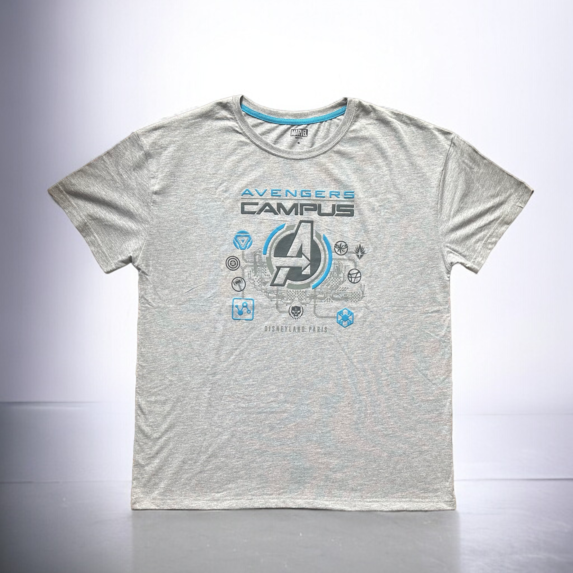 Marvel : T-shirt Avengers Campus