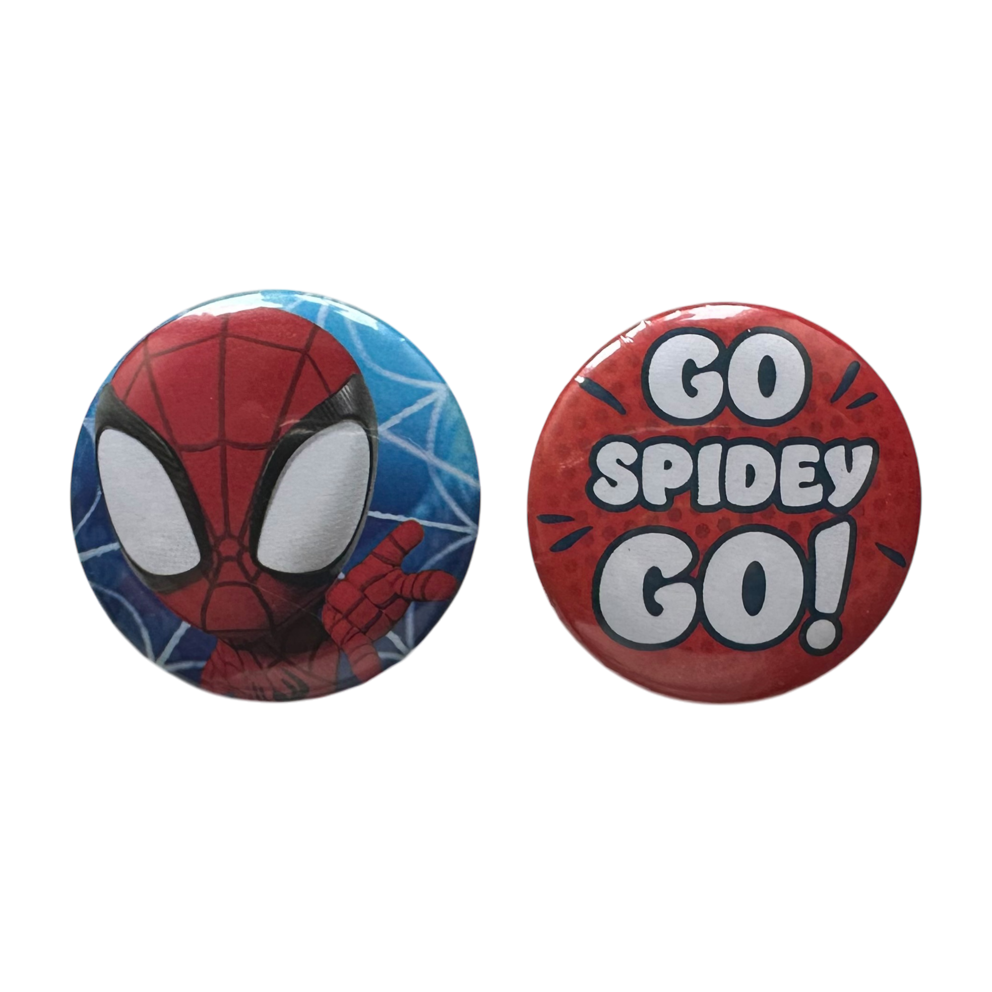 Marvel - Spider-Man : Lot de 2 badges - disneyland - Disneyland Paris - disney parks )- disney store - shop disney - le palais des goodies