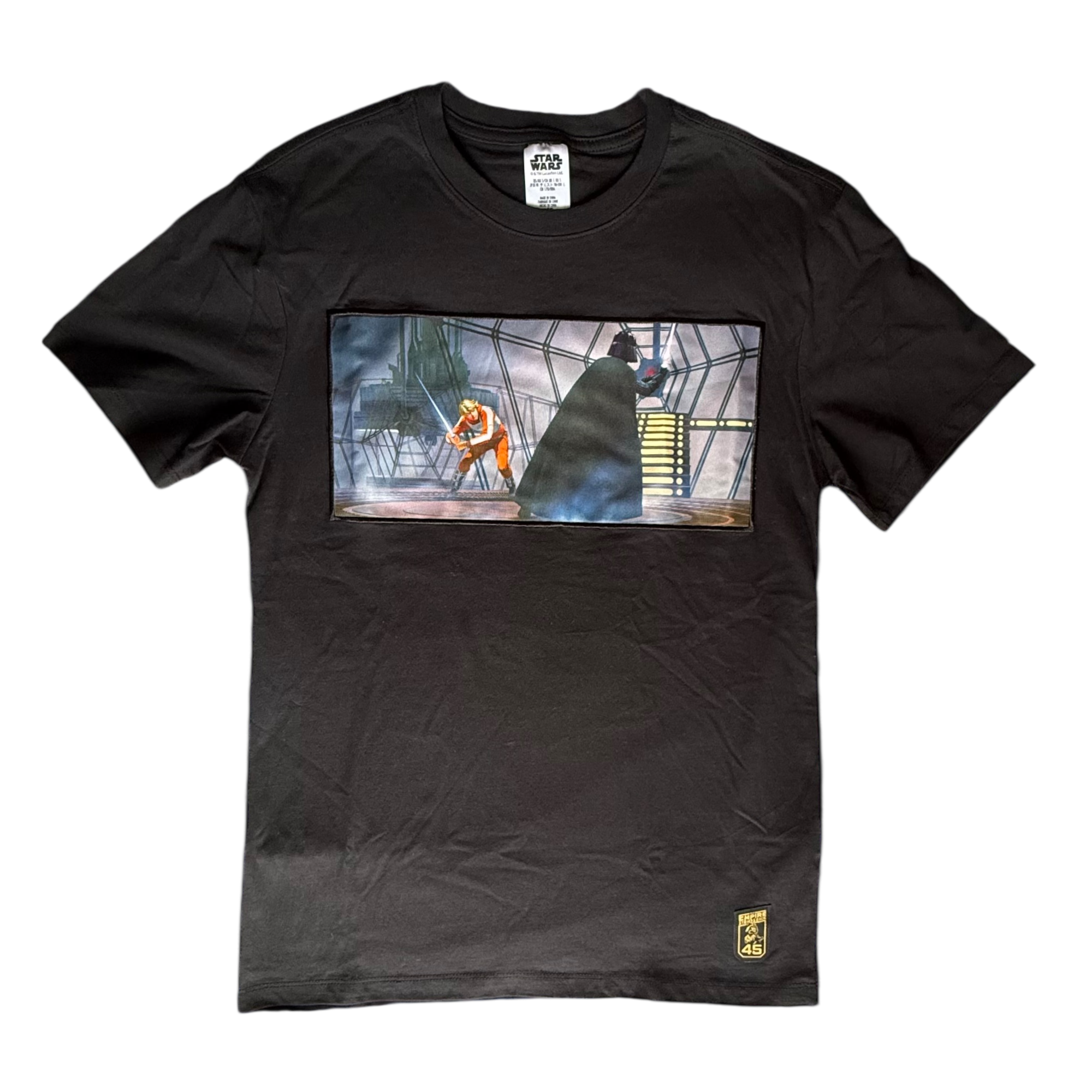 Star Wars: T-Shirt "Duel" Luke Skywalker vs Dark Vador - disneyland - disneyland paris - disney parks - disney store - shop disney - le palais des goodies