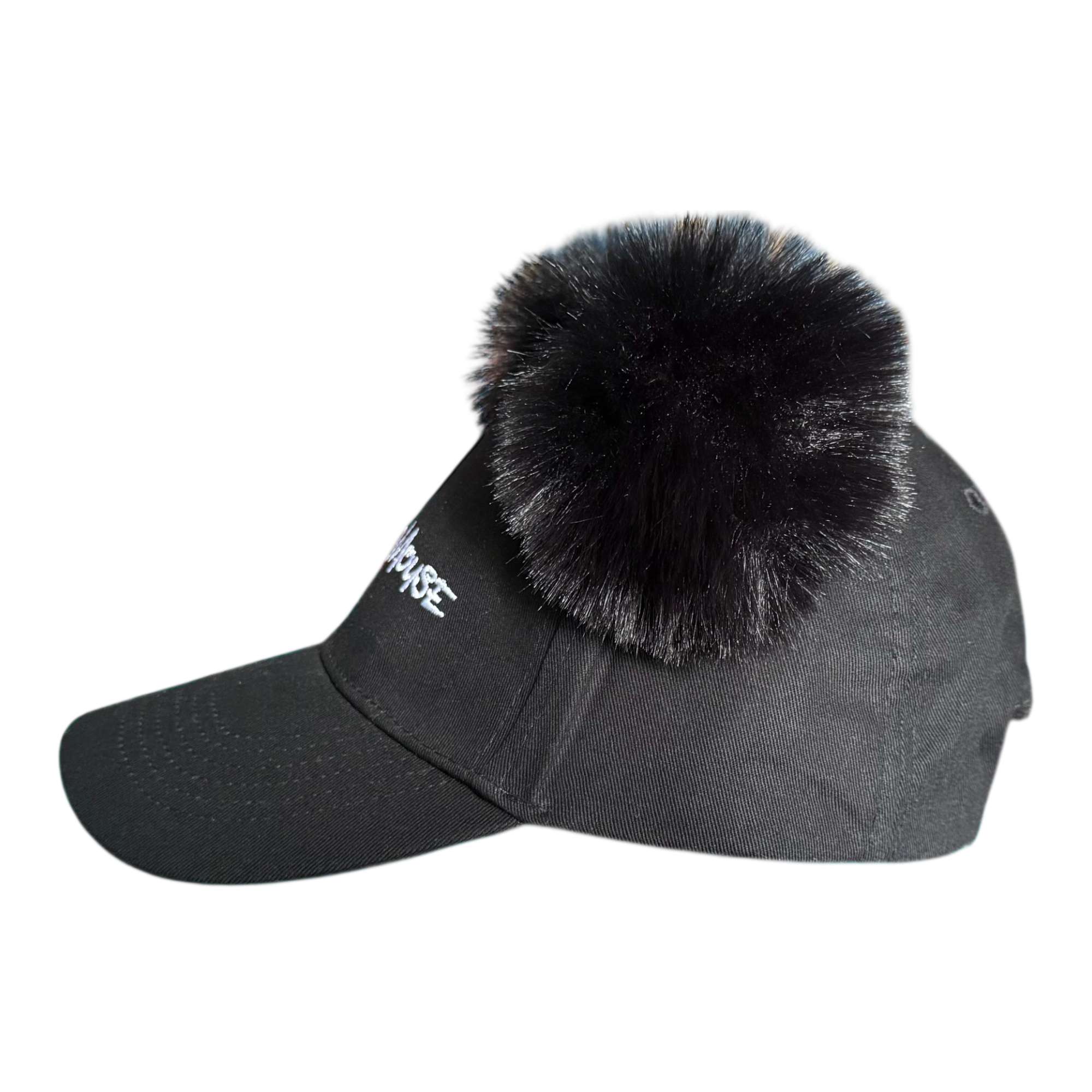 Disney - Mickey Mouse : Casquette pompon - disneyland - disneyland paris - disney parks - disney store - shop disney )- le palais des goodies