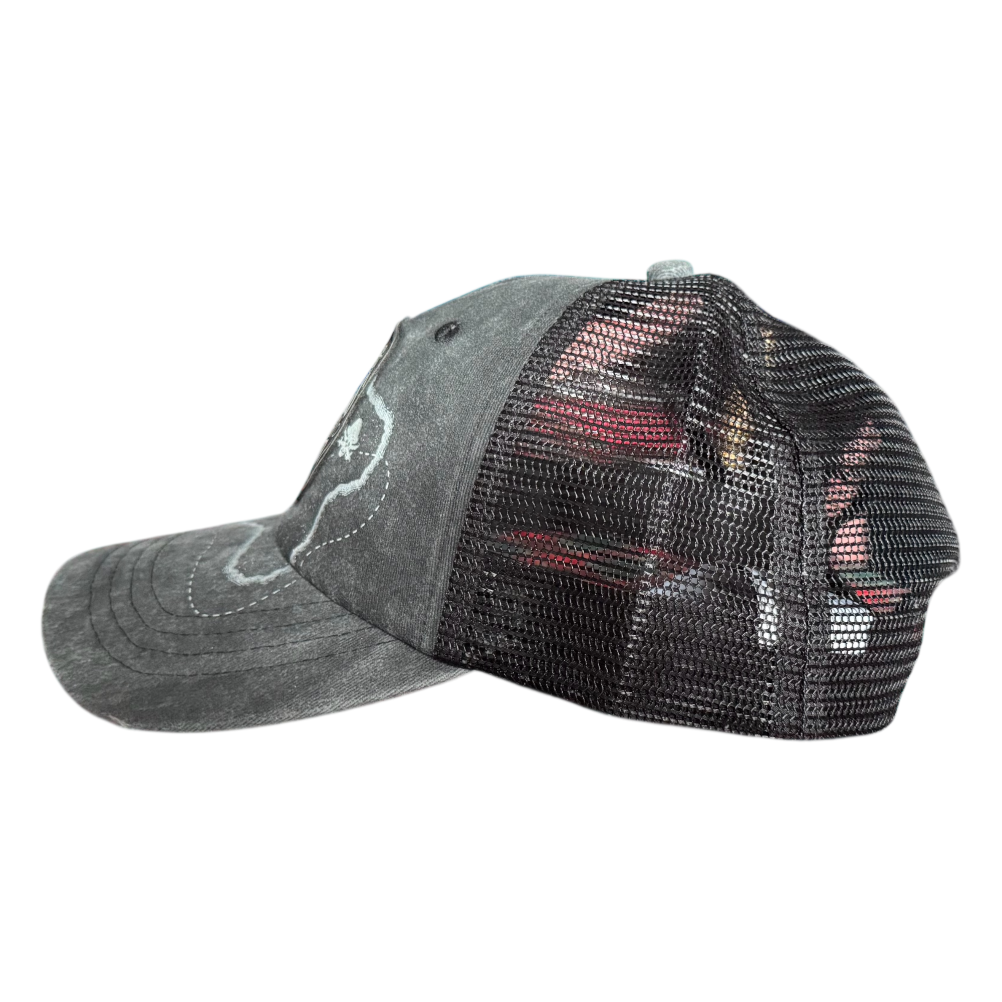 Disney - Pirates des Caraïbes : Casquette attraction - disneyland - disneyland paris - disney parks - disney store - shop disney - le palais des goodies