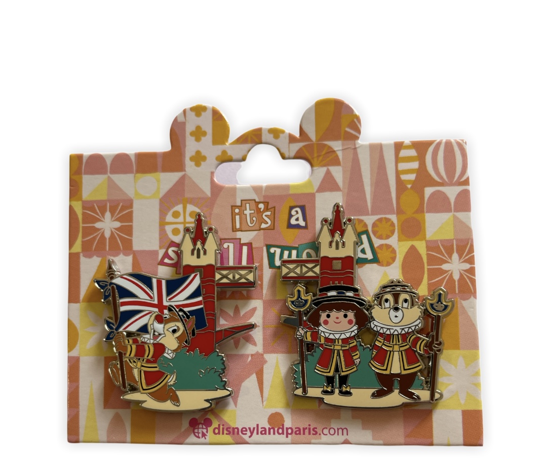 Disney - It\'s a small world : Pin\'s attraction Tic et Tac OE