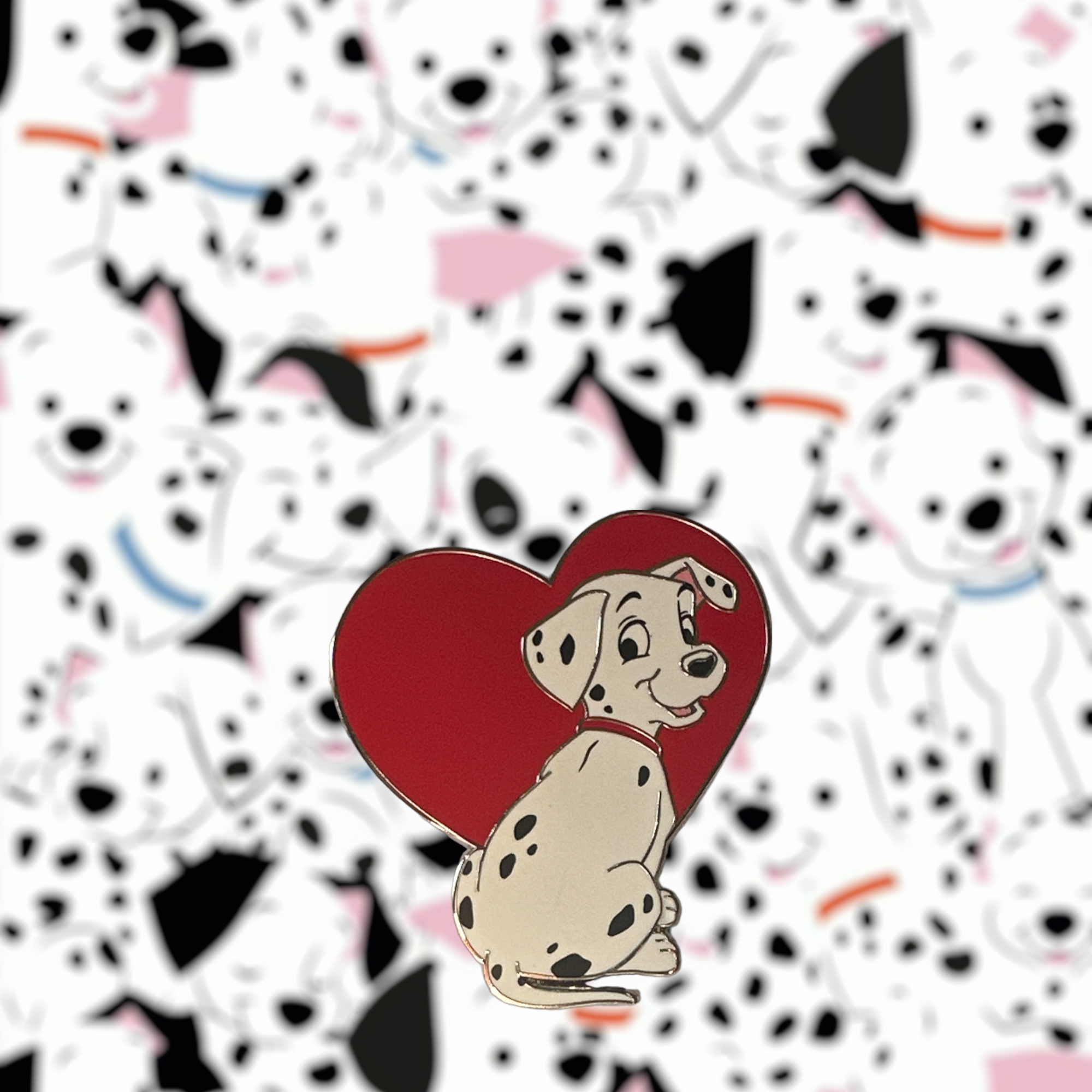 Disney - Les 101 dalmatiens : Pin\'s coeur OE