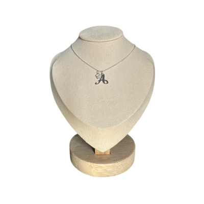 Disney - Mickey Mouse : Collier lettre "A" - jewerly - Disneyland Paris - bijoux fantasie - bijou - collier - bague - mickey mouse - le palais des goodies