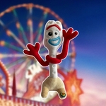 Disney Pixar - Toy Story 4 : Peluche aimantée Forky le palais des goodies