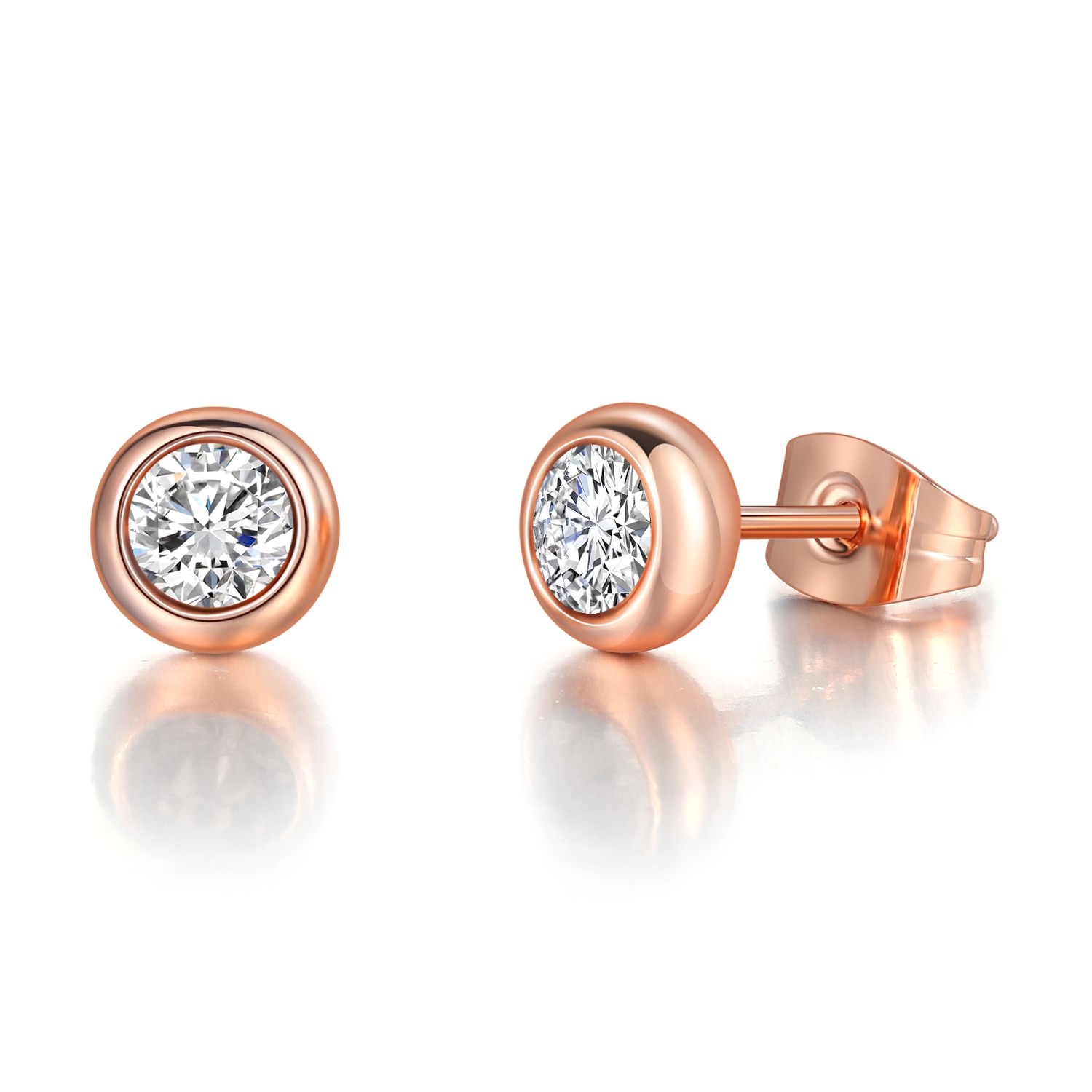 Des boucles d’oreilles au design équilibré, pour souligner l’expression de chacun.