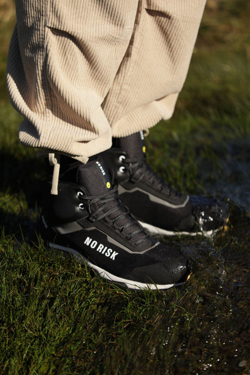 Gorpcore-basket-no-risk-ATHLETIC-Mid-Noir-S3L