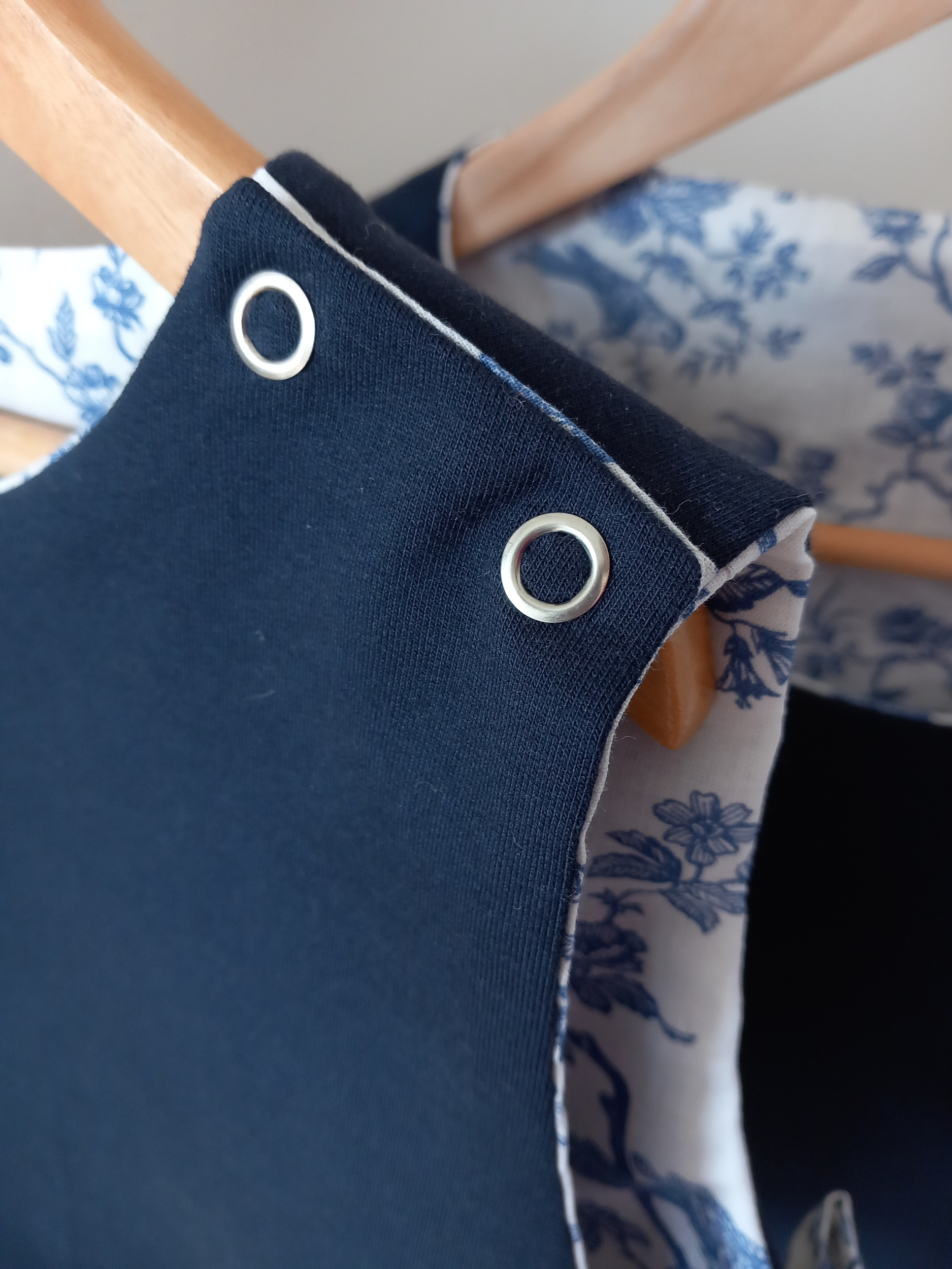 Pull sans manches à noeuds (1)