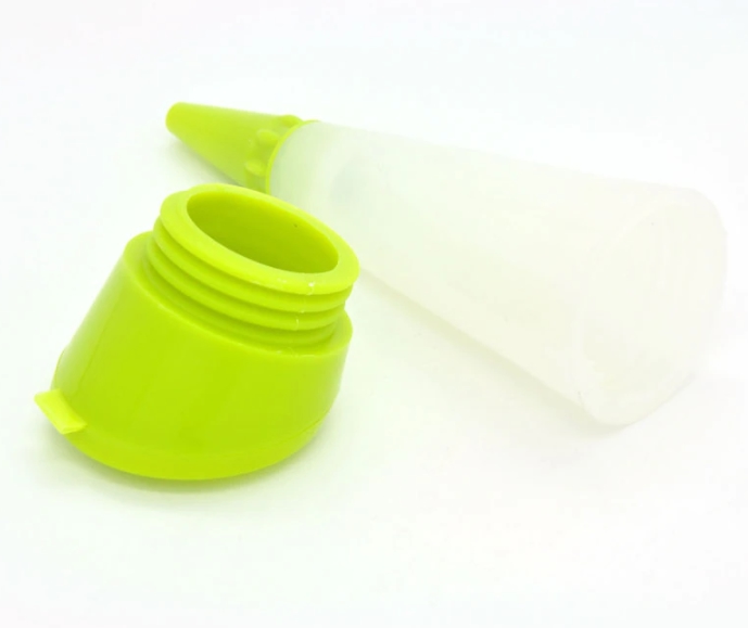 Stylo en silicone - Bouteille pressable - 3 embouts