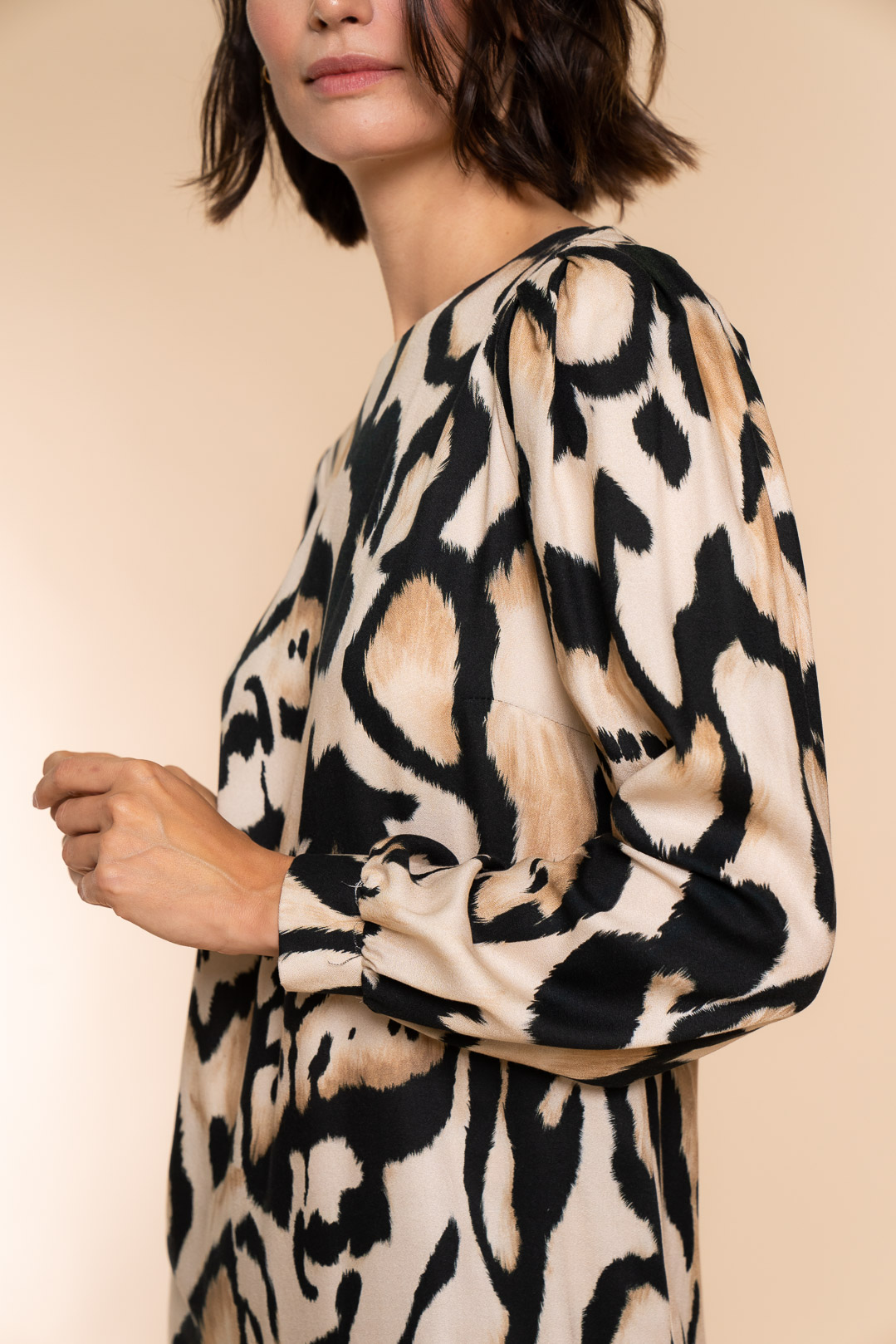 geisha-dress-leopard-print-27603-20_2000x2000_46561