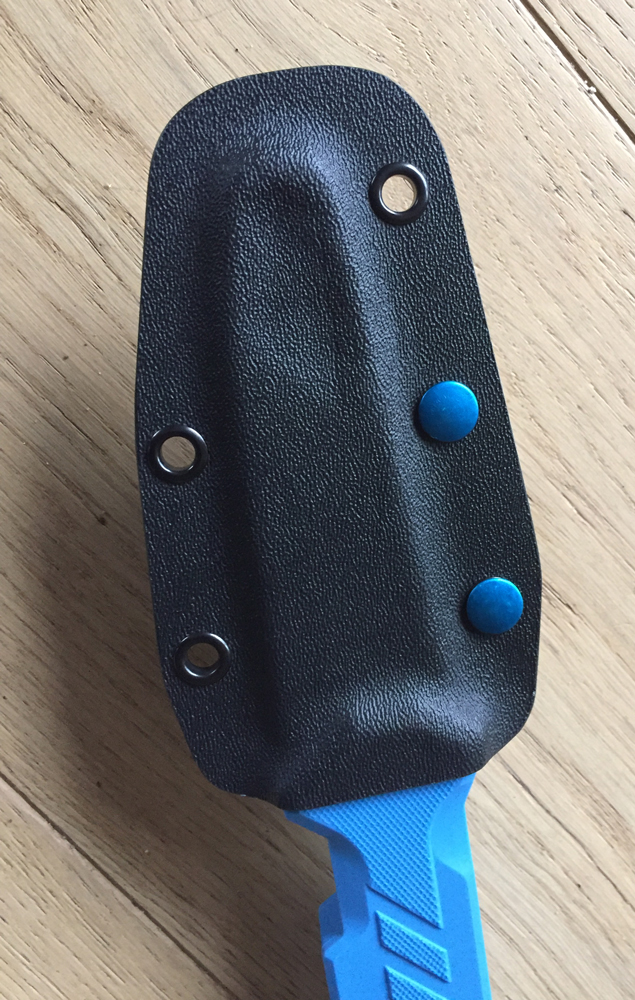 etui-akustrike-knife