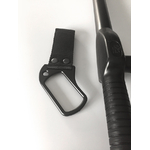 tonfa-avec-coeur-protection-main