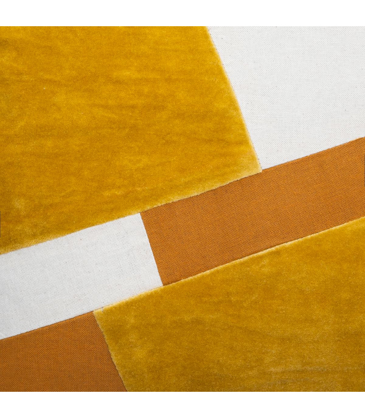 coussin-dehoussable-patchwork-en-velours-ocre-et-coton-canvas-40-x-40-cm (2)