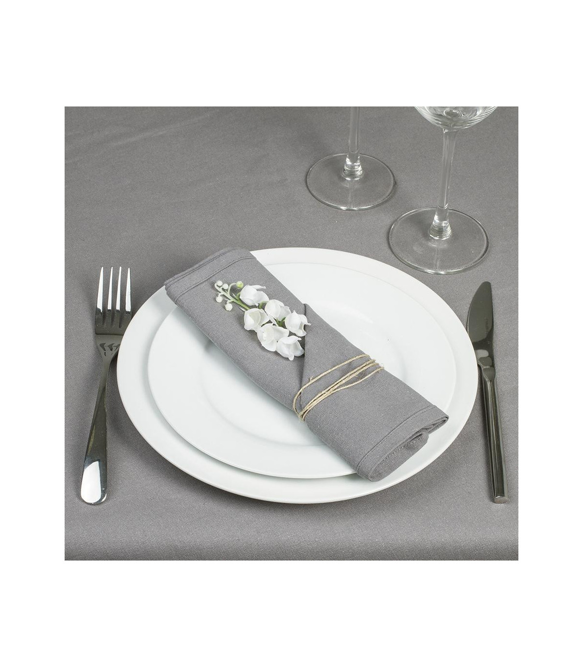 lot-de-4-serviettes-de-table-grises-claires-en-coton (3)