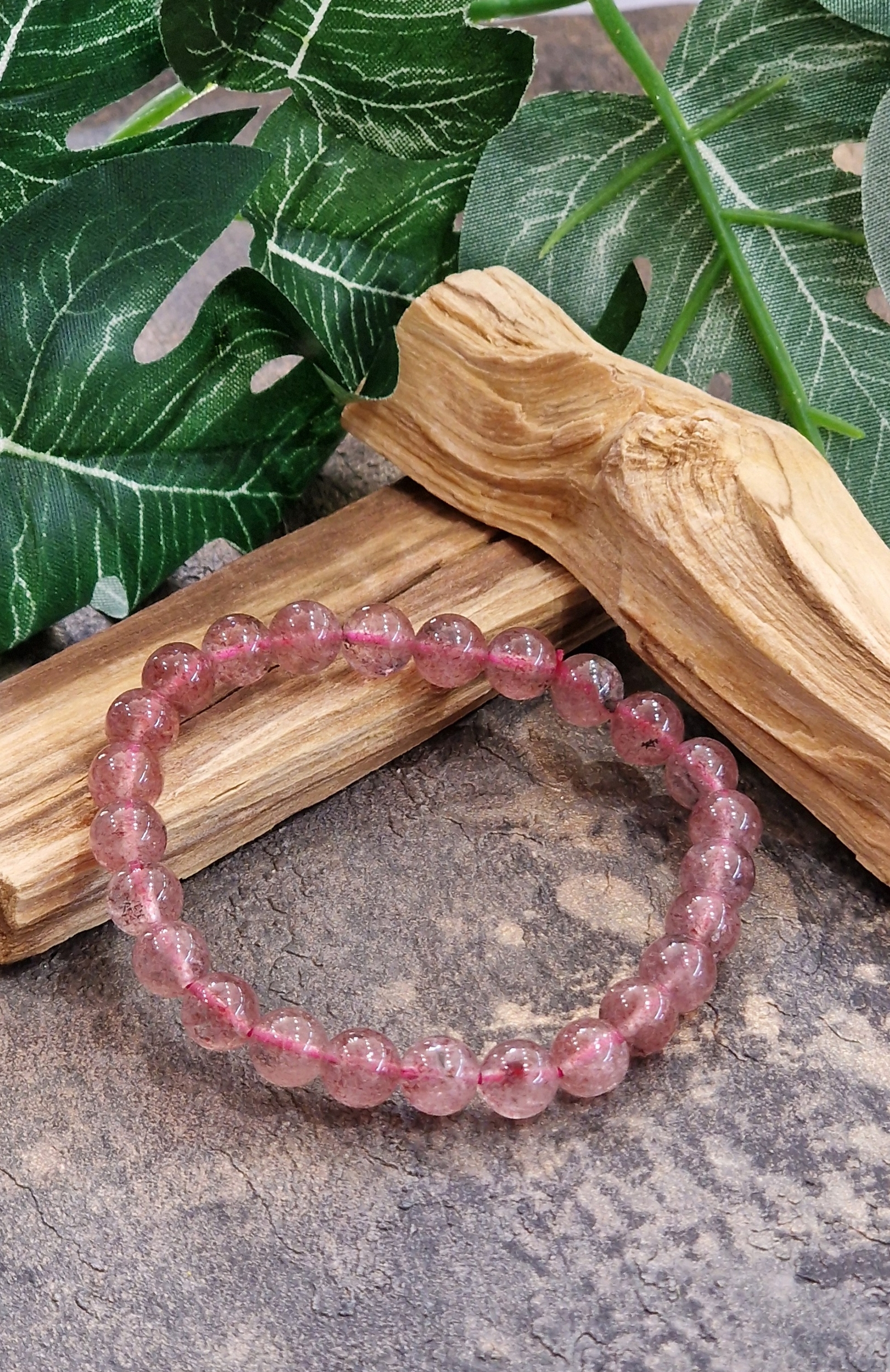 Bracelet 8mm quartz fraise