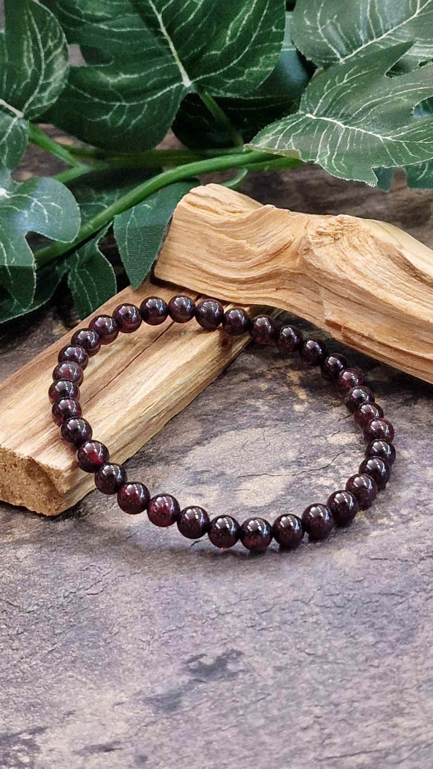 Bracelet 6mm grenat