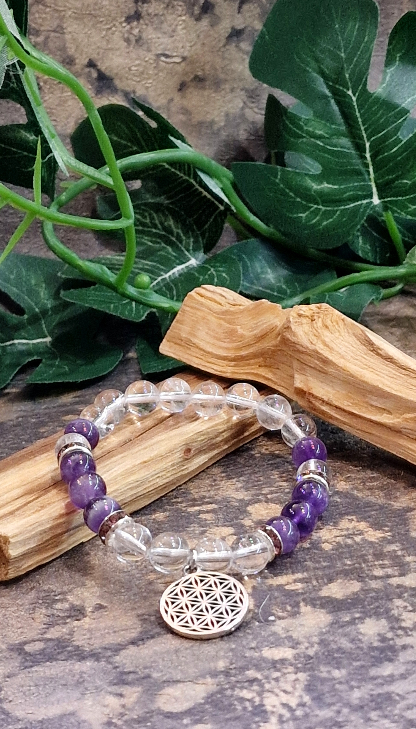 Bracelet charms fleur de vie cristal de roche et améthyste