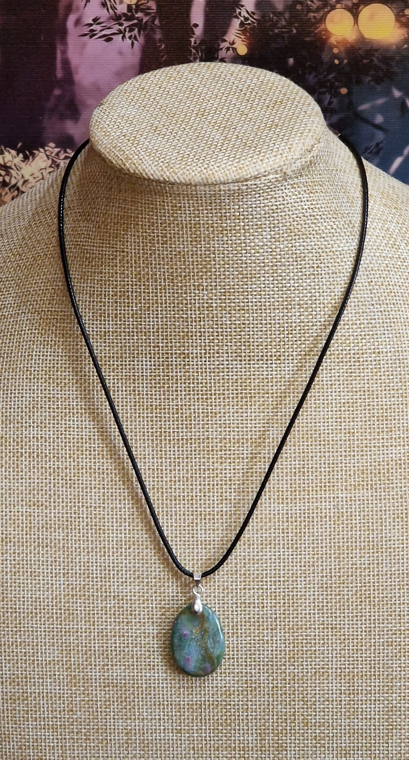 pendentifgaletrubiszoisiteface